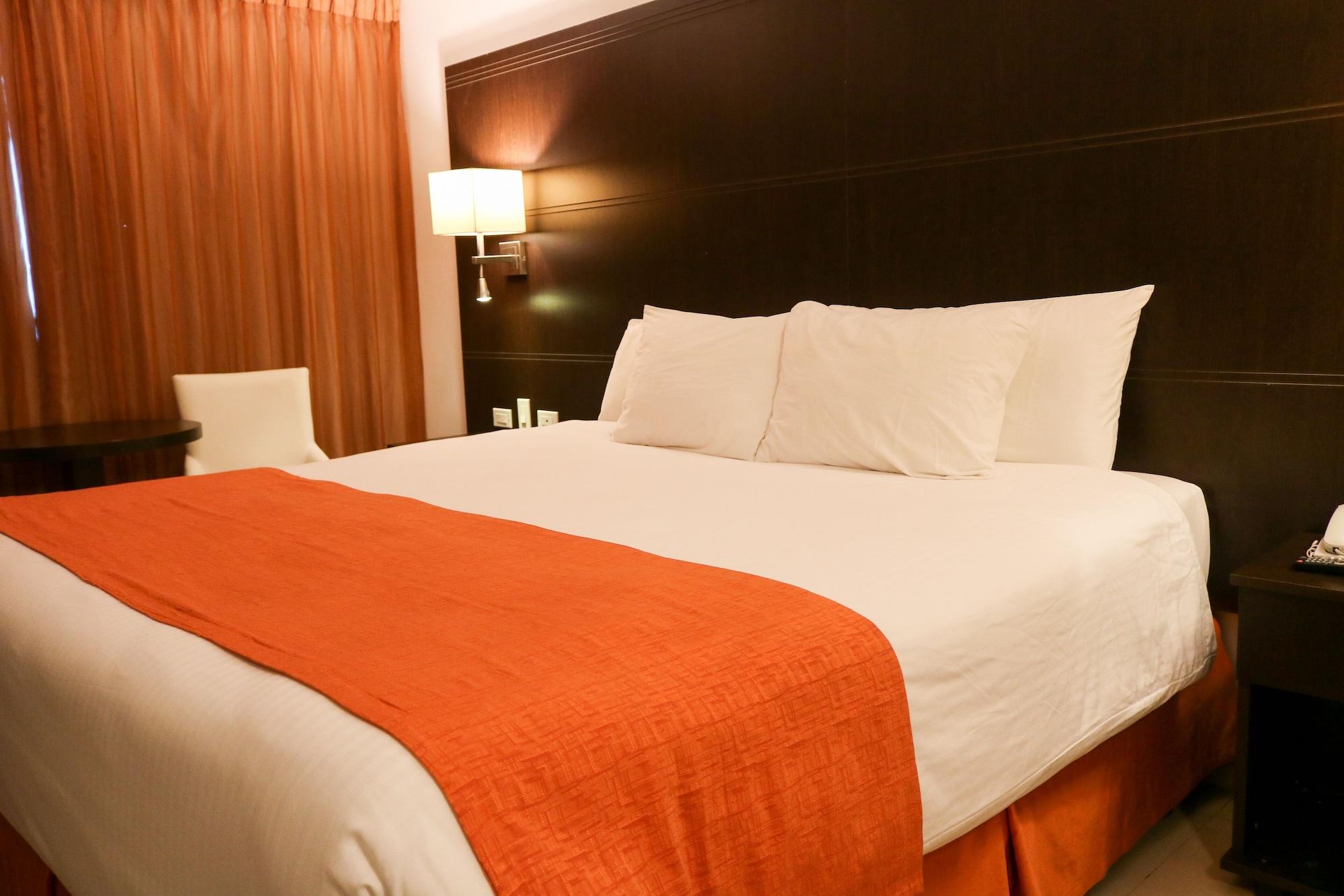 Hotel Faranda Express Soloy And Casino, A Member Of Radisson Individuals Panama City Ngoại thất bức ảnh