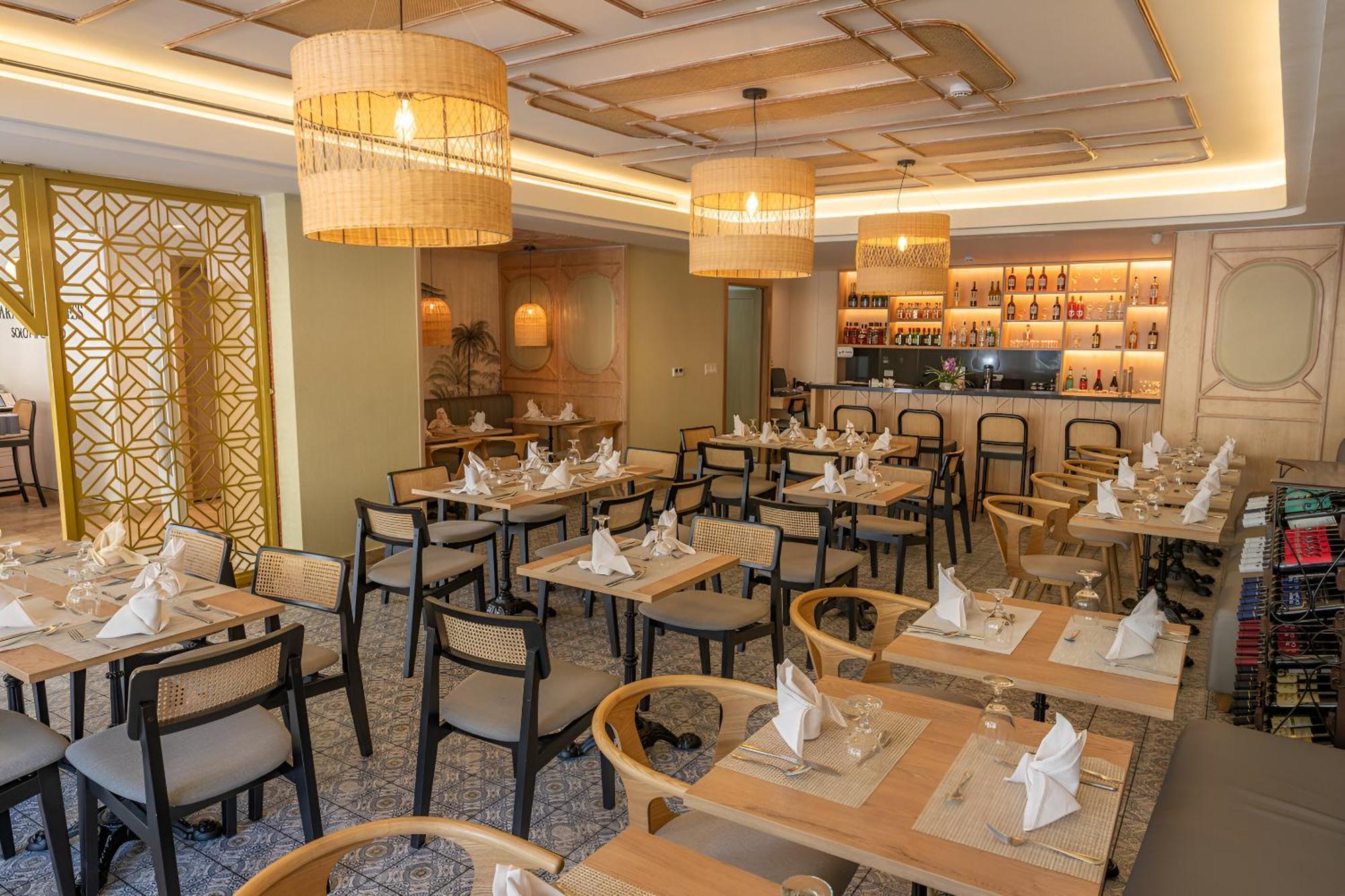 Hotel Faranda Express Soloy And Casino, A Member Of Radisson Individuals Panama City Ngoại thất bức ảnh