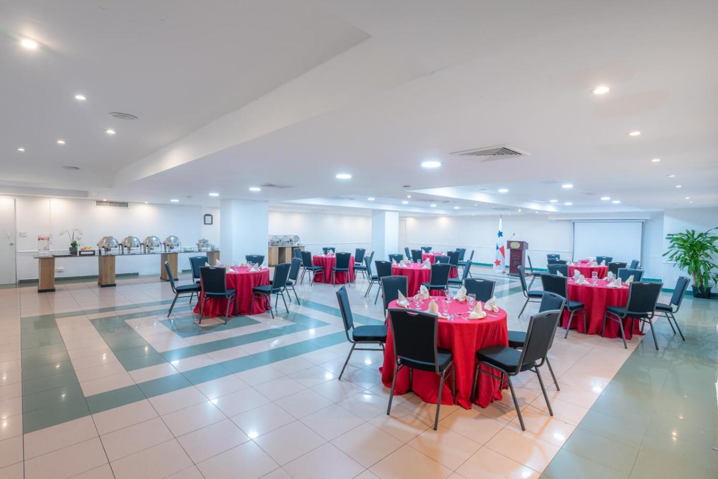 Hotel Faranda Express Soloy And Casino, A Member Of Radisson Individuals Panama City Ngoại thất bức ảnh