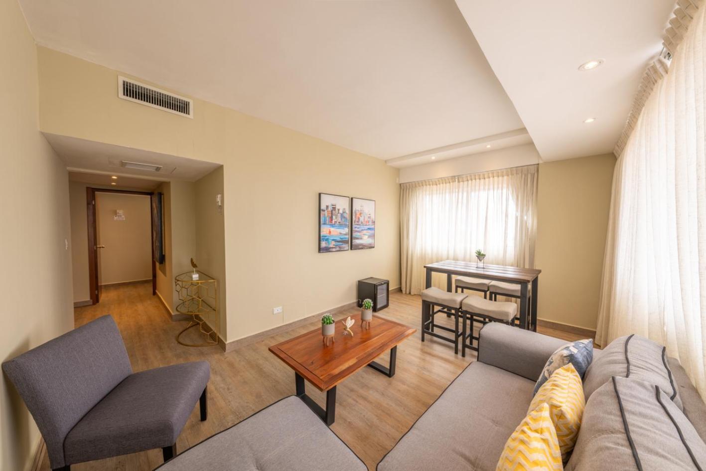 Hotel Faranda Express Soloy And Casino, A Member Of Radisson Individuals Panama City Ngoại thất bức ảnh