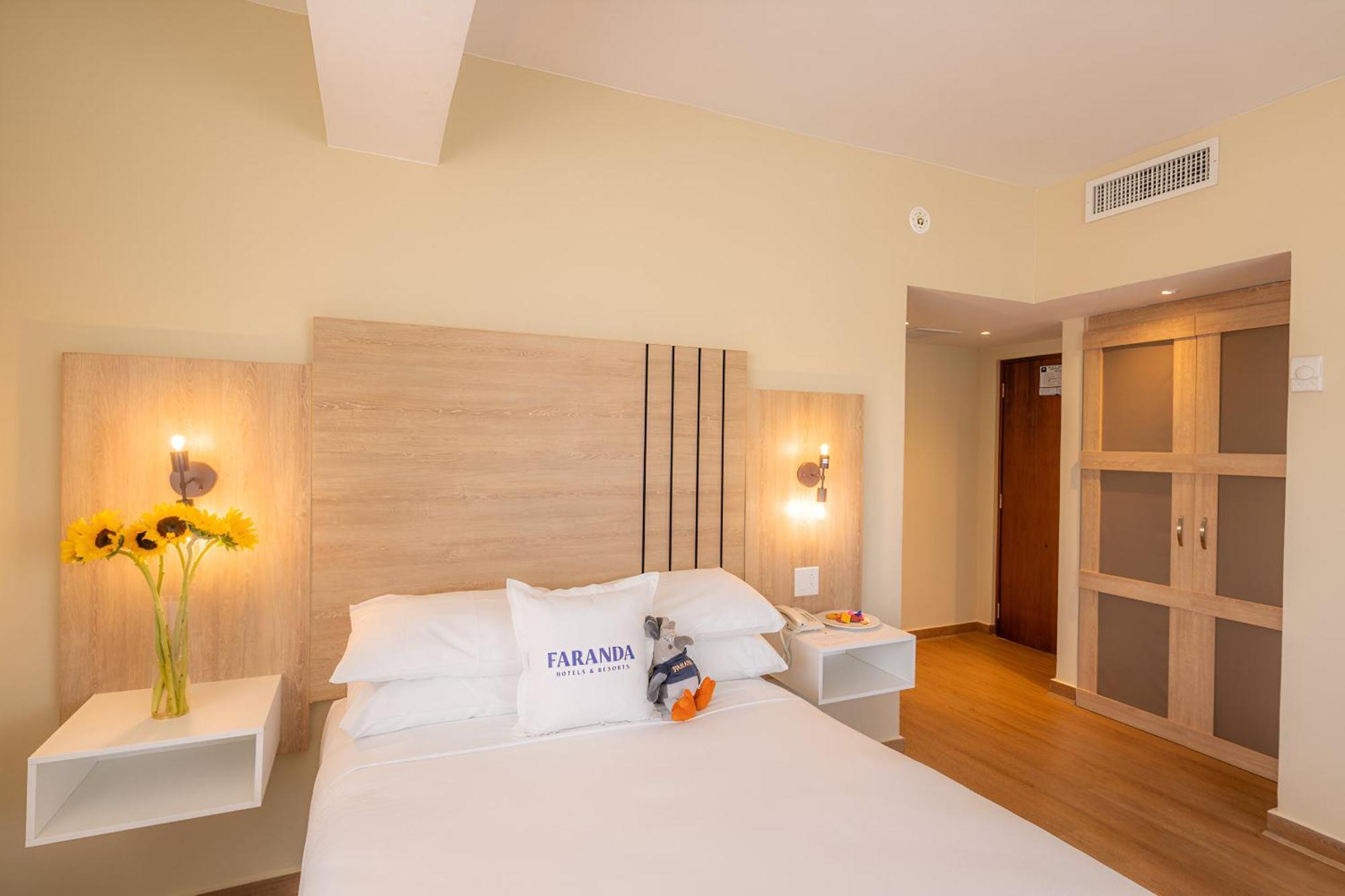 Hotel Faranda Express Soloy And Casino, A Member Of Radisson Individuals Panama City Ngoại thất bức ảnh